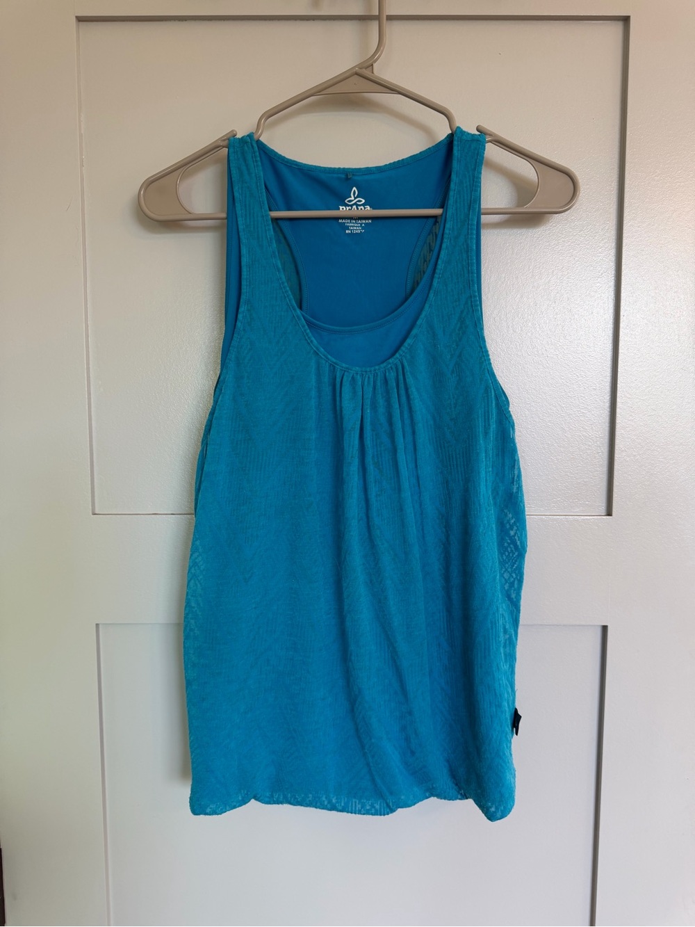 Prana Turquoise Scoop Neck Sleeveless Tank